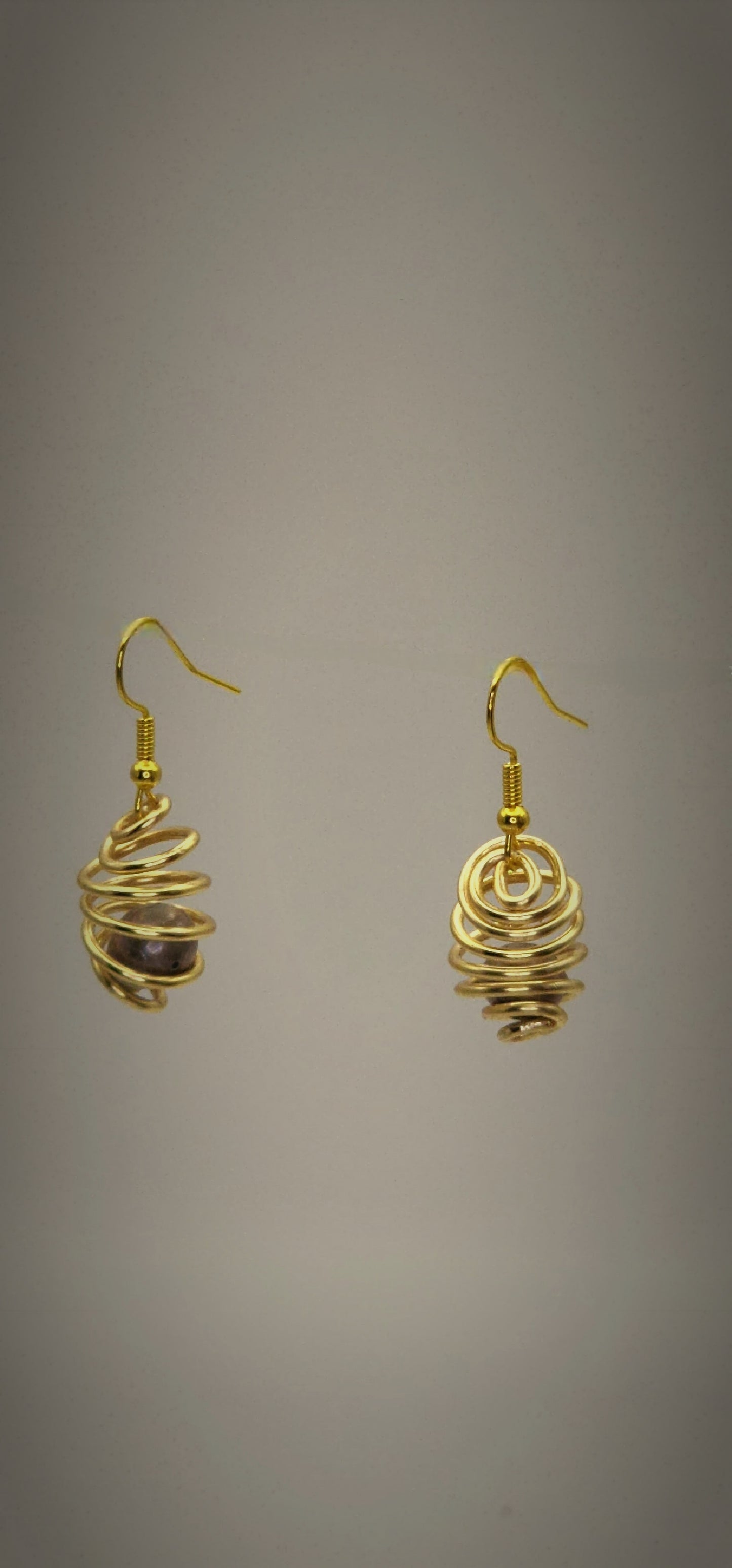 Gold / Black Pearl Earrings
