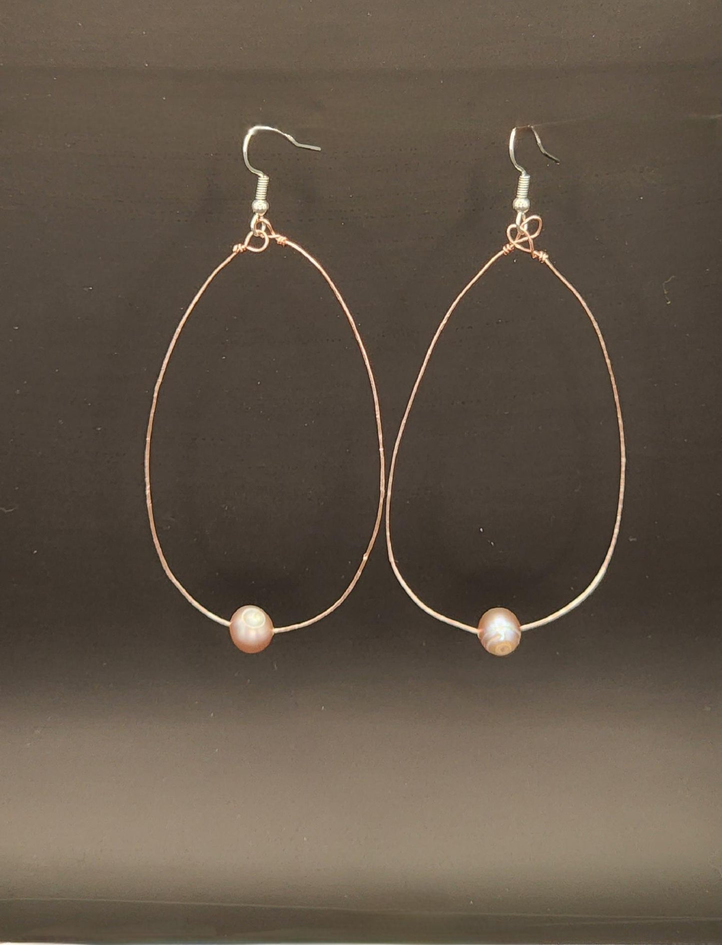 Hoop earrings/ pink Pearls, Rose/Silver